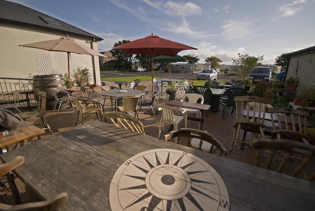 Beach Hotel & Restaurant Downings Eksteriør billede